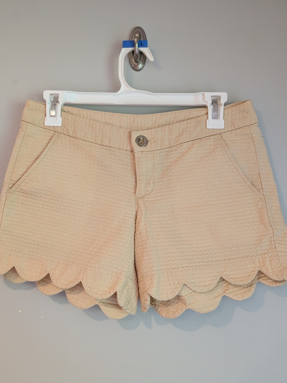 Lilly Pulitzer Buttercup Buttery Yellow Gold Scalloped Hem Resort Shorts Size 0